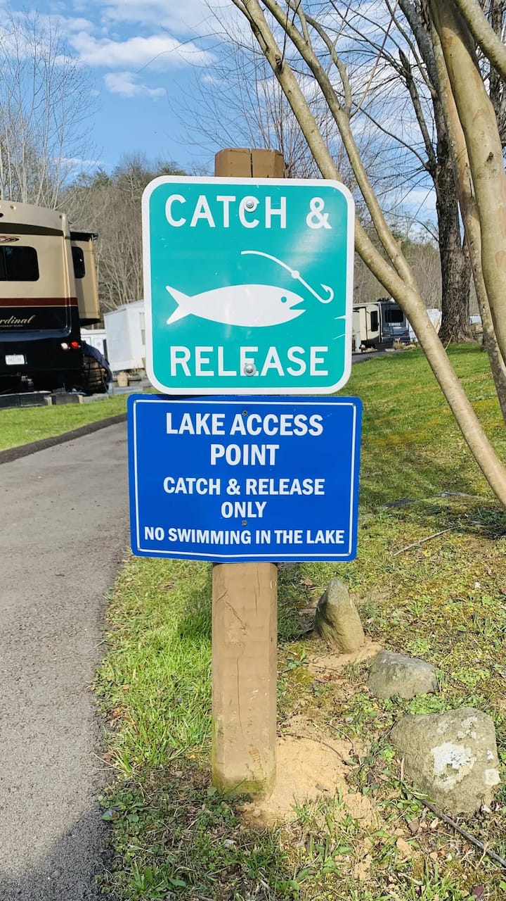 Fishing pond at Outdoor Resorts Gatlinburg